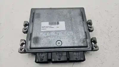 Second-hand car spare part ecu engine control for renault scenic ii authentique 106 cv / 78 kw oem iam references 8200804775