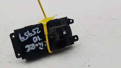 Pezzo di ricambio per auto di seconda mano INTERRUTTORE ALZACRISTALLI ANTERIORE DESTRO per CHEVROLET CRUZE LT Riferimenti OEM IAM 13305370  