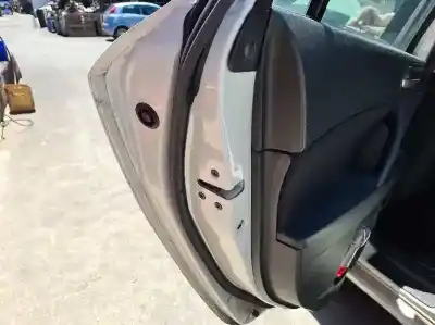 Peça sobressalente para automóvel em segunda mão fechadura da porta traseira esquerda por mazda 3 lim. (bl) active referências oem iam 