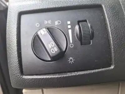 Peça sobressalente para automóvel em segunda mão Comutador De Luzes por CHRYSLER 300 C 3.0 CRD CAT Referências OEM IAM 05135973AA  
