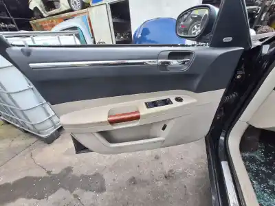 Peça sobressalente para automóvel em segunda mão elevador de vidros dianteira esquerda por chrysler 300 c 3.0 crd cat referências oem iam 05065475ad