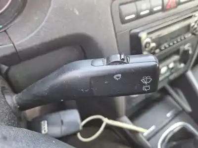 Pezzo di ricambio per auto di seconda mano comando multifunzione per audi a3 (8p) 1.9 tdi ambiente riferimenti oem iam   