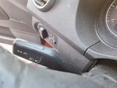 Pezzo di ricambio per auto di seconda mano comando multifunzione per audi a3 (8p) 1.9 tdi ambiente riferimenti oem iam   