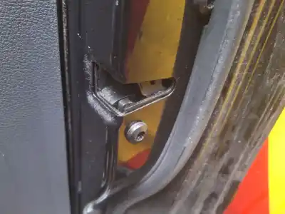 Pezzo di ricambio per auto di seconda mano SERRATURA PORTA ANTERIORE DESTRA per VOLKSWAGEN TOURAN (1T2) Traveller Riferimenti OEM IAM   