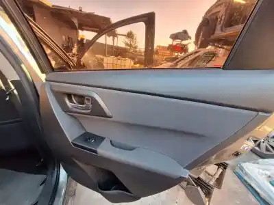 Peça sobressalente para automóvel em segunda mão  por TOYOTA AURIS  Referências OEM IAM   