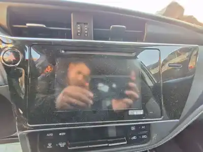Peça sobressalente para automóvel em segunda mão Display Gps / Multimídia por TOYOTA AURIS Active Referências OEM IAM   