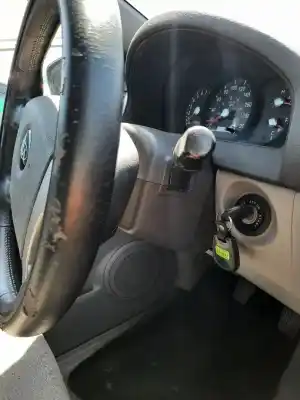 Peça sobressalente para automóvel em segunda mão coluna de direcção por kia sorento 2.4 16v cat referências oem iam 