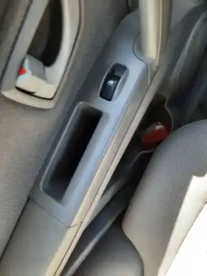 Peça sobressalente para automóvel em segunda mão botão / interruptor elevador vidro traseiro esquerdo por kia sorento 2.4 16v cat referências oem iam 