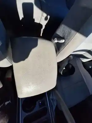 Peça sobressalente para automóvel em segunda mão apoio de braço consola central por kia sorento 2.4 16v cat referências oem iam 