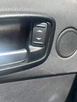 Peça sobressalente para automóvel em segunda mão botão / interruptor elevador vidro traseiro esquerdo por ford s-max (ca1) titanium (03.2010->) 140 cv / 103 kw referências oem iam 