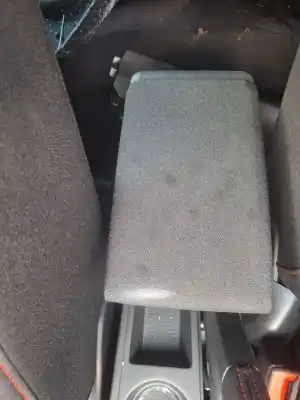 Peça sobressalente para automóvel em segunda mão apoio de braço consola central por seat ibiza (kj1) 1.0 fr referências oem iam 