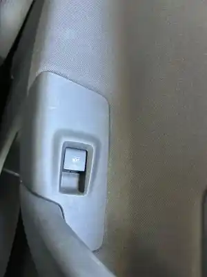 Second-hand car spare part rear left power window switch for opel meriva b selective oem iam references 