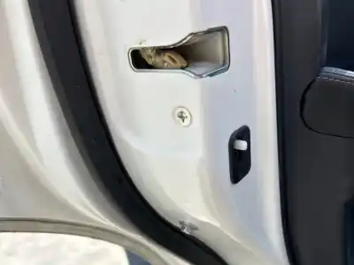 Peça sobressalente para automóvel em segunda mão fechadura da porta traseira esquerda por honda cr-v (re) elegance referências oem iam 