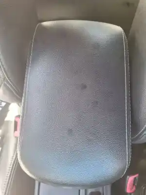 Peça sobressalente para automóvel em segunda mão APOIO DE BRAÇO CONSOLA CENTRAL por MITSUBISHI LANCER BERLINA (CY0) Inform Referências OEM IAM   