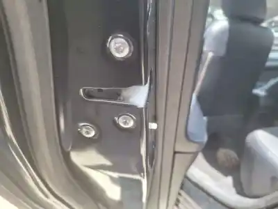 Peça sobressalente para automóvel em segunda mão FECHADURA DA PORTA TRASEIRA ESQUERDA por MITSUBISHI LANCER BERLINA (CY0) Inform Referências OEM IAM   