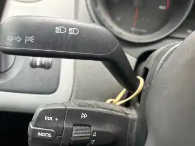 Peça sobressalente para automóvel em segunda mão Comandos De Alavanca por SEAT IBIZA (6J5) Reference Referências OEM IAM   