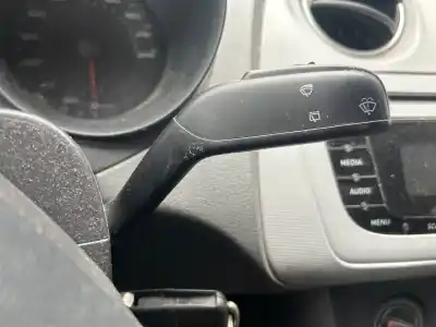 Peça sobressalente para automóvel em segunda mão comandos de alavanca por seat ibiza (6j5) reference referências oem iam   