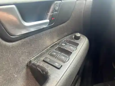 Second-hand car spare part left front power window switch for audi a4 berlina (8e) 2.0 tdi oem iam references 