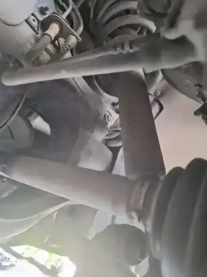 Second-hand car spare part front right transmission for audi a4 berlina (8e) 2.0 tdi oem iam references 