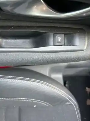 Second-hand car spare part  for RENAULT LAGUNA III  OEM IAM references   