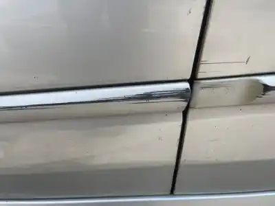 Second-hand car spare part left front door for renault laguna iii dynamique oem iam references   