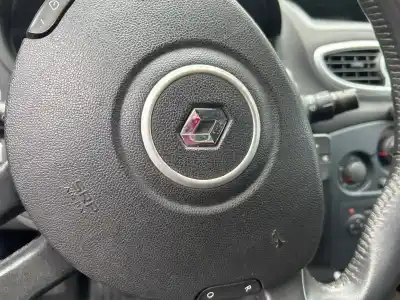 Pièce détachée automobile d'occasion AIRBAG AVANT GAUCHE pour RENAULT CLIO III Emotion Références OEM IAM   