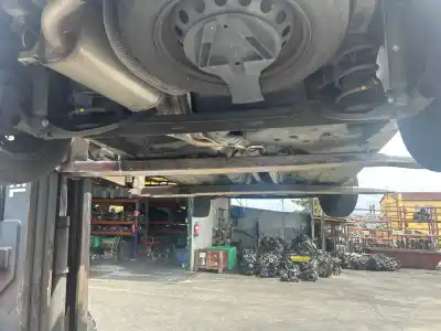 Pezzo di ricambio per auto di seconda mano Asse Posteriore per RENAULT CLIO III Emotion Riferimenti OEM IAM   