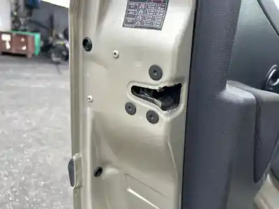 Peça sobressalente para automóvel em segunda mão Fechadura Da Porta Dianteira Esquerda por RENAULT CLIO III Emotion Referências OEM IAM   