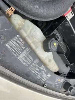 Peça sobressalente para automóvel em segunda mão DEPÓSITO DE EXPANSÃO por RENAULT CLIO III Emotion Referências OEM IAM   