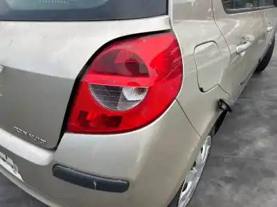 Second-hand car spare part Right Tailgate Light for RENAULT CLIO III Emotion OEM IAM references   