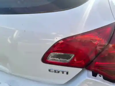 Peça sobressalente para automóvel em segunda mão farolim interior traseiro direito por opel astra j lim. excellence referências oem iam 