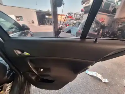 Peça sobressalente para automóvel em segunda mão  por OPEL INSIGNIA BERLINA  Referências OEM IAM   