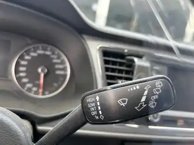 Pezzo di ricambio per auto di seconda mano comando multifunzione per seat leon (5f1) 1.6 tdi riferimenti oem iam 