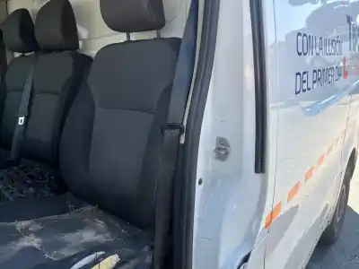 Pezzo di ricambio per auto di seconda mano SEDILE ANTERIORE SINISTRO per RENAULT TRAFIC III COMBI Combi 9 L2H1 2.9t (8/9 plazas) largo 120 CV / 88 KW Riferimenti OEM IAM   