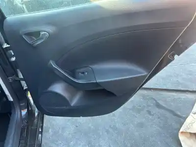 Peça sobressalente para automóvel em segunda mão Forra / Revestimento Da Porta Traseira Direita por SEAT IBIZA (6J5) Stylance / Style Referências OEM IAM   