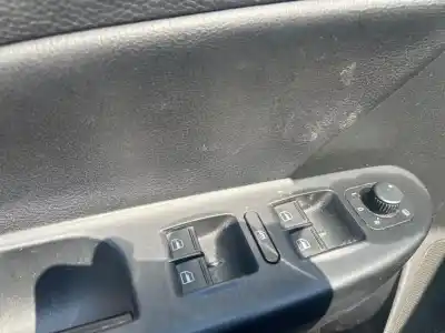 Peça sobressalente para automóvel em segunda mão Botão / Interruptor Elevador Vidro Dianteiro Esquerdo por VOLKSWAGEN PASSAT B6 (3C2) 2.0 TDI 16V Referências OEM IAM   