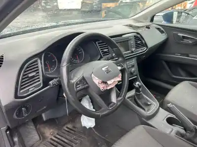 Second-hand car spare part dashboard for seat leon (5f1) 1.6 tdi oem iam references 5f1857003m fkz