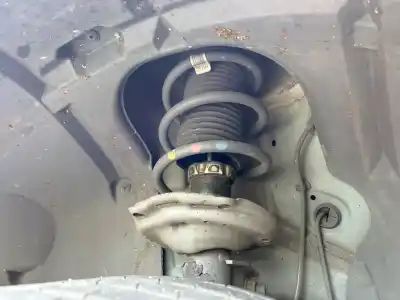 Second-hand car spare part front left shock absorber for seat leon (5f1) 1.6 tdi oem iam references 5q0413023ja