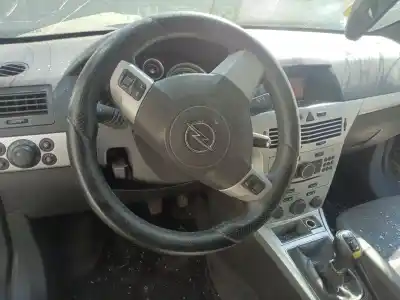 Peça sobressalente para automóvel em segunda mão  por OPEL ASTRA GTC  Referências OEM IAM   