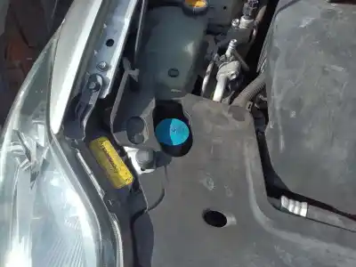 Peça sobressalente para automóvel em segunda mão depósito do limpa vidros por toyota auris sport referências oem iam 