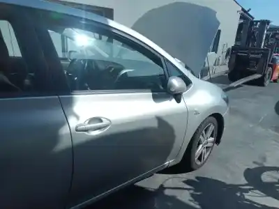 Peça sobressalente para automóvel em segunda mão porta dianteira direita por toyota auris sport referências oem iam 