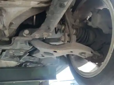 Peça sobressalente para automóvel em segunda mão braço de suspensão superior dianteiro esquerdo por toyota auris sport referências oem iam 