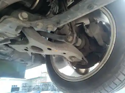 Peça sobressalente para automóvel em segunda mão manga de eixo dianteira esquerda por toyota auris sport referências oem iam 