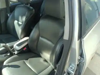 Peça sobressalente para automóvel em segunda mão ASSENTO DIANTEIRO ESQUERDO por TOYOTA AURIS  Referências OEM IAM   