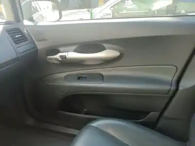 Peça sobressalente para automóvel em segunda mão forra / revestimento da porta dianteira direita por toyota auris sport referências oem iam 