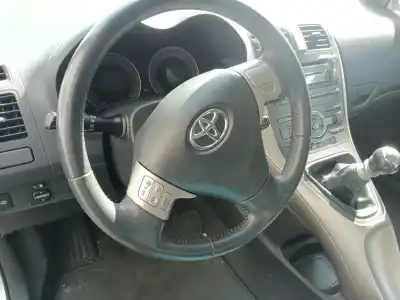 Peça sobressalente para automóvel em segunda mão volante por toyota auris sport referências oem iam 