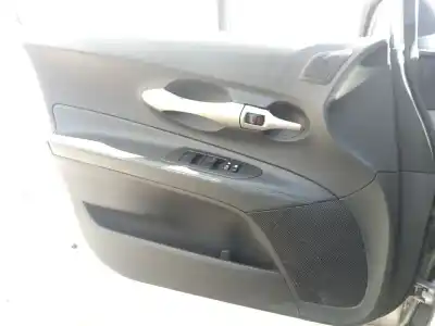 Peça sobressalente para automóvel em segunda mão forra / revestimento da porta dianteira esquerda por toyota auris sport referências oem iam 