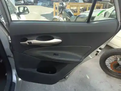 Peça sobressalente para automóvel em segunda mão forra / revestimento da porta traseira direita por toyota auris sport referências oem iam 