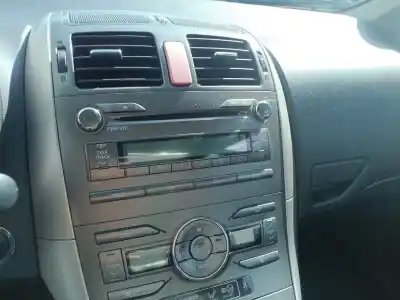 Peça sobressalente para automóvel em segunda mão sistema de áudio / rádio cd por toyota auris sport referências oem iam 
