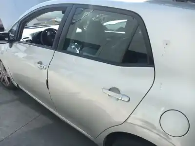 Peça sobressalente para automóvel em segunda mão porta do automóvel traseira esquerda por toyota auris sport referências oem iam 